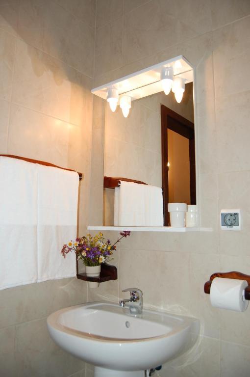 Cabana Motilor Мерішел Номер фото